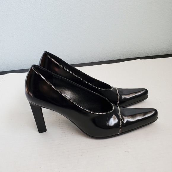 The Saddler Black Pump Heels Made in Italy Size 36.5 US Size 6 - Picture 3 of 9